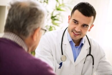 Medikuak gomendioak ematen ditu toraziko bizkarrezurra osteokondrosia prebenitzeko