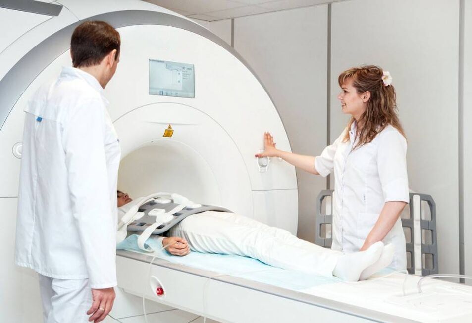 Bizkarrezurreko MRI osteokondrosiaren diagnostiko informatiboa egiteko